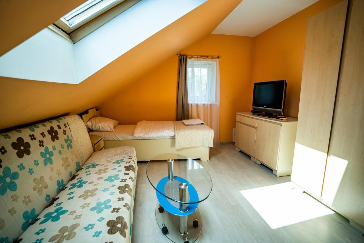 Klaipeda Inn Private Parking And Kitchen エクステリア 写真