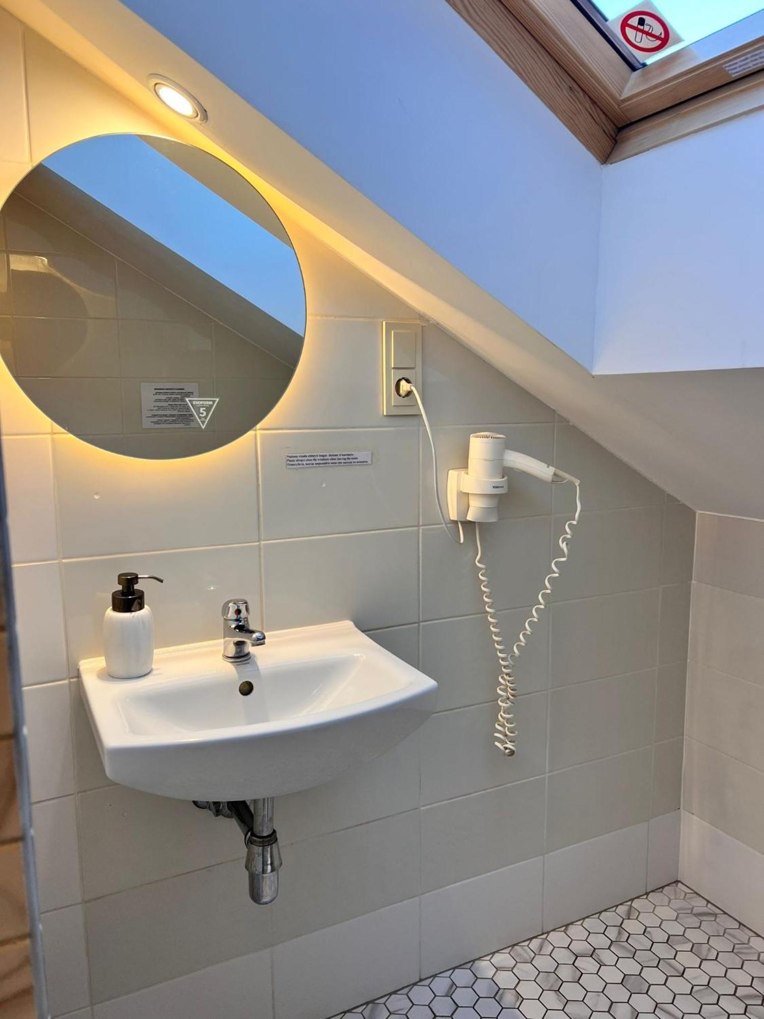 Klaipeda Inn Private Parking And Kitchen エクステリア 写真