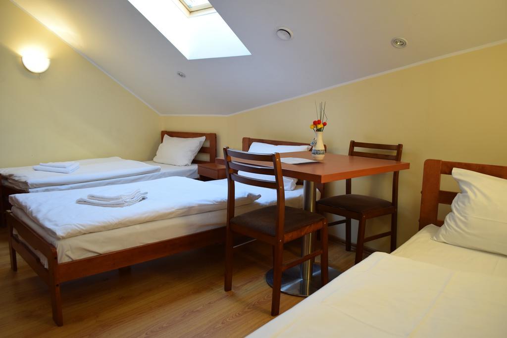 Klaipeda Inn Private Parking And Kitchen エクステリア 写真